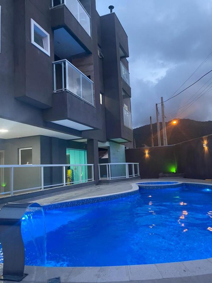 Apto novo com piscina em Ubatuba - Praia Maranduba Exterior foto