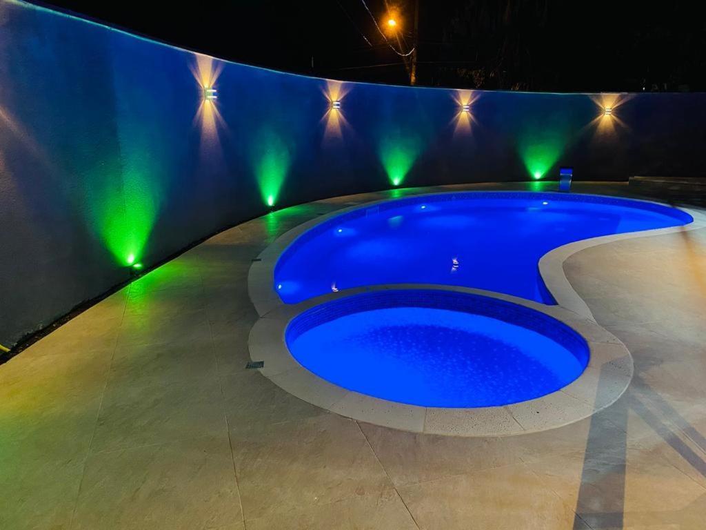 Apto novo com piscina em Ubatuba - Praia Maranduba Exterior foto